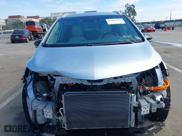 2018 Chevrolet Bolt EV Premier with VIN 1G1FX6S08J4113641, listed as a IAAI auction lot 41681041 with 81,390 mi miles. Bid and sale history available at carsss.com. Image 13.