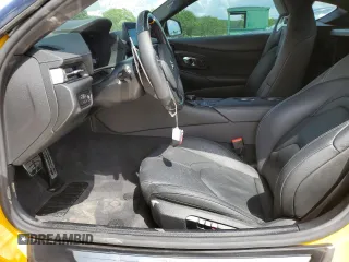 2021 Toyota Supra 3.0 z VIN WZ1DB0C07MW039826, wystawiony jako Copart lot #55519475 z przebiegiem 46 505 mil mil oraz Szkody całkowita. Historia ofert i sprzedaży dostępna na DreamBid. Obrazek 7.