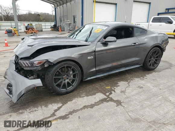 2017 Ford Mustang GT z VIN 1FA6P8CF8H5358570, wystawiony jako Copart lot #49535235 z przebiegiem 71 934 mil mil oraz Szkoda całkowita • Salvage title. Historia ofert i sprzedaży dostępna na DreamBid. Obrazek 1.