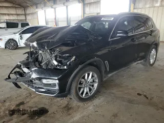 2020 BMW X5 sDrive40i with VIN 5UXCR4C00LLW64838, listed as a Copart auction lot 52049685 with 95,268 mi miles and Clean Title. Bid and sale history available at carsss.com. Image 1.