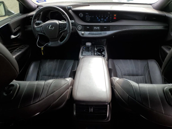 2020 Lexus LS with VIN JTHD51FF0L5011137, listed as a Copart auction lot 84896604 with 44,878 mi miles and Salvage Title. Bid and sale history available at carsss.com. Image 8.