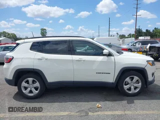 2020 Jeep Compass Latitude с VIN 3C4NJCBB4LT141695, выставлен на аукционе IAAI как лот 42248618 с пробегом 31 123 миль миль и . История ставок и продаж доступна на DreamBid. Изображение 13.