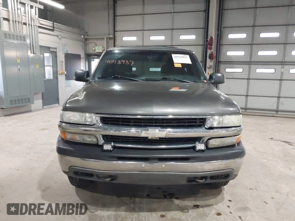 2001 Chevrolet Tahoe LT with VIN 1GNEK13T11J227454, listed as a IAAI auction lot 41513937 with 284,210 mi miles. Bid and sale history available at carsss.com. Image 12.