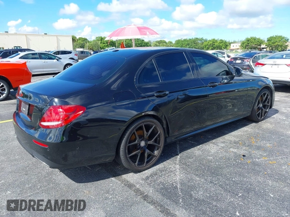 2017 Mercedes-Benz E 300 Luxury with VIN WDDZF4JB8HA054123, listed as a IAAI auction lot 39716802 with 112,008 mi miles and . Bid and sale history available at carsss.com. Image 4.