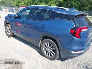 2024 GMC Terrain SLT z VIN 3GKALVEG7RL310682, wystawiony jako IAAI lot #42388049 z przebiegiem 9 792 mil mil oraz . Historia ofert i sprzedaży dostępna na DreamBid. Obrazek 3.