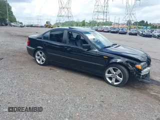 2005 BMW 3 Series 325i with VIN WBAEV33445KN98660, listed as a IAAI auction lot 42667811 with Not provided miles and . Bid and sale history available at DreamBid. Image 1.