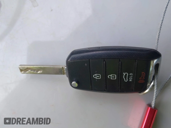 2016 Kia Optima LX z VIN 5XXGT4L31GG049316, wystawiony jako IAAI lot #41786981 z przebiegiem 148 345 mil mil oraz . Historia ofert i sprzedaży dostępna na DreamBid. Obrazek 11.