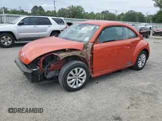 2016 Volkswagen Beetle S z VIN 3VWF07AT6GM627401, wystawiony jako Copart lot #57578065 z przebiegiem 91 430 mil mil oraz Szkoda całkowita • Salvage title. Historia ofert i sprzedaży dostępna na DreamBid. Obrazek 1.