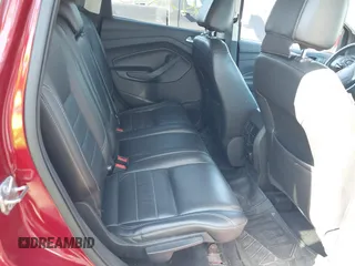 2014 Ford Escape SE с VIN 1FMCU9GX0EUE32284, выставлен на аукционе IAAI как лот 40659494 с пробегом 179 460 миль миль и . История ставок и продаж доступна на DreamBid. Изображение 8.