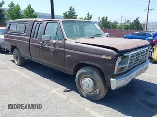 1982 Ford F-250 with VIN 1FTHX25Z8CKA08888, listed as a IAAI auction lot 42474604 with 52,182 mi miles and . Bid and sale history available at DreamBid. Image 1.