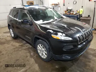 2016 Jeep Cherokee Altitude with VIN 1C4PJMCS7GW255591, listed as a Copart auction lot 86652234 with 149,392 mi miles and Salvage title. Bid and sale history available at DreamBid. Image 4.