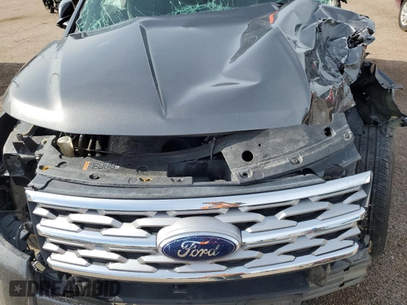2018 Ford Explorer Limited с VIN 1FM5K8FH2JGA25577, выставлен на аукционе Copart как лот 60813395 с пробегом Не указан миль и Списание • Salvage title. История ставок и продаж доступна на DreamBid. Изображение 11.