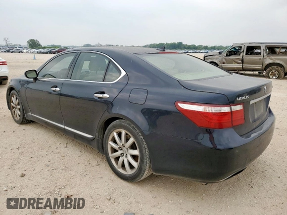 2008 Lexus LS 460 z VIN JTHBL46F385082774, wystawiony jako Copart lot #57446015 z przebiegiem 195 602 mil mil oraz Szkoda całkowita • Salvage title. Historia ofert i sprzedaży dostępna na DreamBid. Obrazek 2.