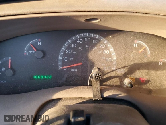 2002 Ford F-150 XL with VIN 1FTRF18262NB35586, listed as a Copart auction lot 77114114 with 166,942 mi miles and Salvage title. Bid and sale history available at DreamBid. Image 9.