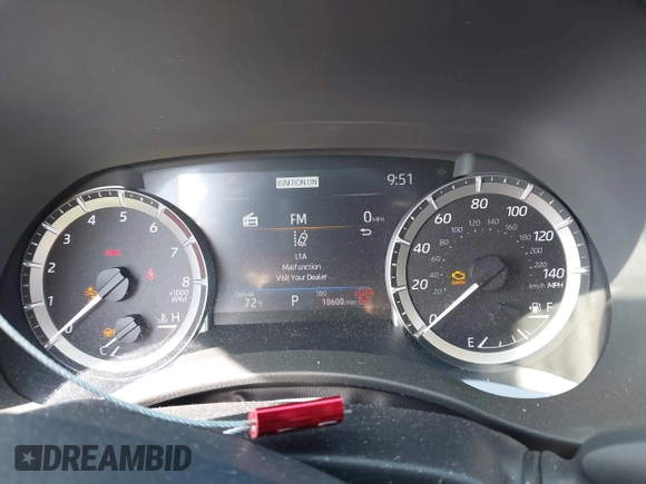 2024 Toyota Highlander LE with VIN 5TDKDRBH2RS568670, listed as a IAAI auction lot 42549212 with 10,600 mi miles and . Bid and sale history available at DreamBid. Image 7.
