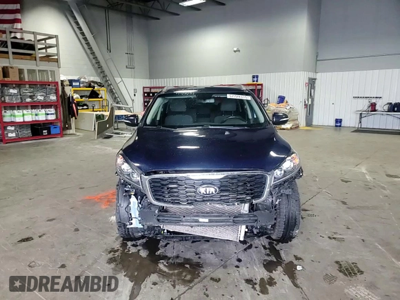 2019 Kia Sorento LX z VIN 5XYPG4A38KG526156, wystawiony jako Copart lot #57728315 z przebiegiem 170 714 mil mil oraz Nie do naprawy • Non repairable. Historia ofert i sprzedaży dostępna na DreamBid. Obrazek 15.