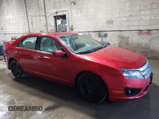 2010 Ford Fusion SE z VIN 3FAHP0HA3AR428776, wystawiony jako Copart lot #56866675 z przebiegiem 255 269 mil mil oraz Czysty tytuł • Clean title. Historia ofert i sprzedaży dostępna na DreamBid. Obrazek 4.