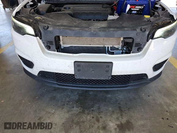 2020 Jeep Cherokee Latitude with VIN 1C4PJMCB1LD602371, listed as a IAAI auction lot 42806971 with 81,291 mi miles and . Bid and sale history available at DreamBid. Image 13.