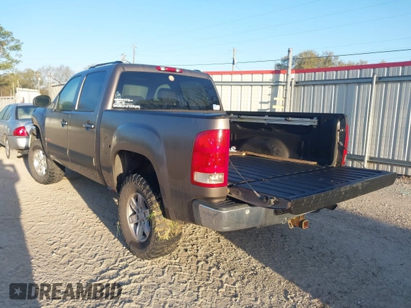 2007 GMC Sierra 1500 with VIN 2GTEK13Y071681590, listed as a IAAI auction lot 41774691 with 240,673 mi miles and . Bid and sale history available at DreamBid. Image 3.