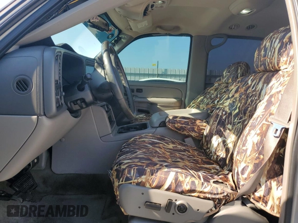2005 Chevrolet Tahoe Z71 with VIN 1GNEK13T05R176441, listed as a Copart auction lot 67232674 with 211,872 mi miles and Salvage Title. Bid and sale history available at carsss.com. Image 7.