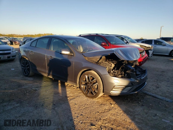 2017 Volvo S60 Dynamic with VIN YV126MFL4H2438420, listed as a Copart auction lot 67655732 with 52,163 mi miles. Bid and sale history available at carsss.com. Image 4.