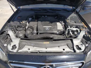 2019 Mercedes-Benz E-Class E 300 with VIN WDDZF4JB3KA587195, listed as a Copart auction lot 50688185 with 58,261 mi miles and Salvage Title. Bid and sale history available at carsss.com. Image 12.
