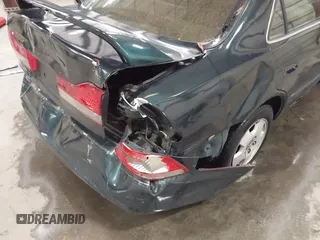 2001 Honda Accord EX с VIN 1HGCG16571A034550, выставлен на аукционе IAAI как лот 42104425 с пробегом 251 018 миль миль и . История ставок и продаж доступна на DreamBid. Изображение 18.