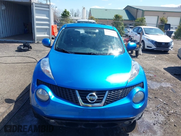 2011 Nissan Juke SL with VIN JN8AF5MV6BT017333, listed as a IAAI auction lot 41888660 with 82,059 mi miles. Bid and sale history available at carsss.com. Image 12.