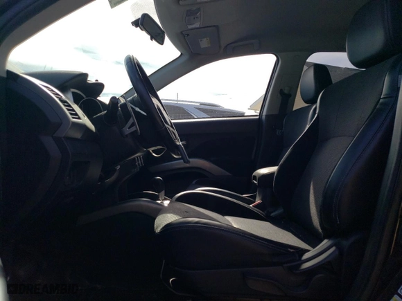 2012 Mitsubishi Outlander SE with VIN JA4AS3AW8CU026212, listed as a Copart auction lot 49548135 with 178,701 mi miles and Clean Title. Bid and sale history available at carsss.com. Image 7.
