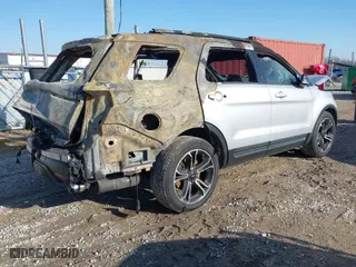 2015 Ford Explorer Sport with VIN 1FM5K8GT3FGA32239, listed as a IAAI auction lot 41124734 with 1 mi miles. Bid and sale history available at carsss.com. Image 4.