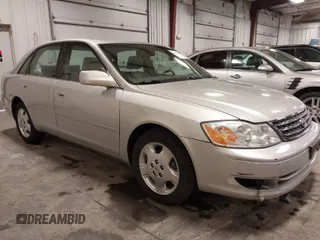 2004 Toyota Avalon XL with VIN 4T1BF28B04U349047, listed as a IAAI auction lot 41849421 with 138,731 mi miles. Bid and sale history available at carsss.com. Image 1.