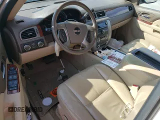 2011 GMC Yukon SLT with VIN 1GKS2CE03BR364350, listed as a Copart auction lot 46996275 with 176,977 mi miles and Salvage Title. Bid and sale history available at carsss.com. Image 8.