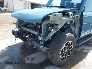 2023 Ford Bronco с VIN 1FMEE5DP0PLC07598, выставлен на аукционе IAAI как лот 41800965 с пробегом 14 392 миль миль и . История ставок и продаж доступна на DreamBid. Изображение 6.
