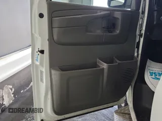 2012 Chevrolet Express Passenger 1LT с VIN 1GAZG1FG2C1159073, выставлен на аукционе IAAI как лот 42619812 с пробегом 90 220 миль миль и . История ставок и продаж доступна на DreamBid. Изображение 24.