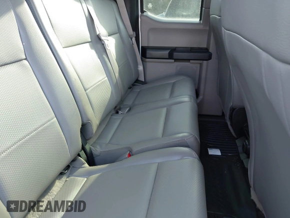 2016 Ford F-150 XLT with VIN 1FTFX1EF4GKE50550, listed as a IAAI auction lot 41974498 with 154,409 mi miles. Bid and sale history available at carsss.com. Image 8.