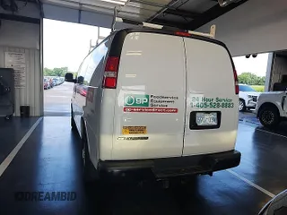 2017 Chevrolet Express Cargo z VIN 1GCWGAFF4H1300511, wystawiony jako IAAI lot #42802223 z przebiegiem 132 303 mil mil oraz . Historia ofert i sprzedaży dostępna na DreamBid. Obrazek 13.