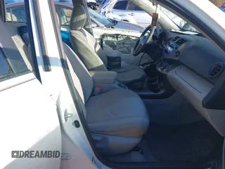 2011 Toyota RAV4 with VIN 2T3ZF4DVXBW080621, listed as a IAAI auction lot 41875916 with 180,632 mi miles and . Bid and sale history available at DreamBid. Image 5.