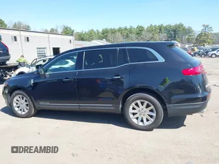 2019 Lincoln MKT with VIN 2LMHJ5NK2KBL03273, listed as a IAAI auction lot 42071546 with 255,186 mi miles and . Bid and sale history available at DreamBid. Image 14.