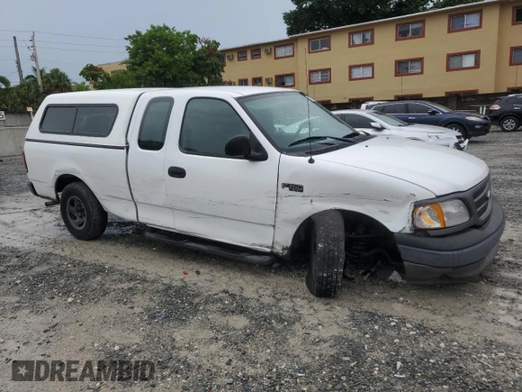 2004 Ford F-150 XL z VIN 2FTRX172X4CA49253, wystawiony jako Copart lot #63192915 z przebiegiem 372 644 mil mil oraz Szkoda całkowita • Salvage title. Historia ofert i sprzedaży dostępna na DreamBid. Obrazek 4.