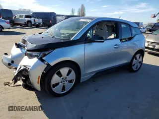 2015 BMW i3 with VIN WBY1Z4C59FV504646, listed as a Copart auction lot 41895035 with 57,946 mi miles and Clean Title. Bid and sale history available at carsss.com. Image 1.