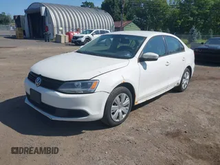 2012 Volkswagen Jetta SE with VIN 3VWDP7AJ0CM306577, listed as a IAAI auction lot 42585620 with 235,667 mi miles and . Bid and sale history available at DreamBid. Image 2.