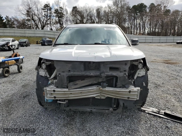 2017 Ford Explorer XLT with VIN 1FM5K7D86HGB65204, listed as a Copart auction lot 48049105 with 182,556 mi miles and Salvage Title. Bid and sale history available at carsss.com. Image 5.