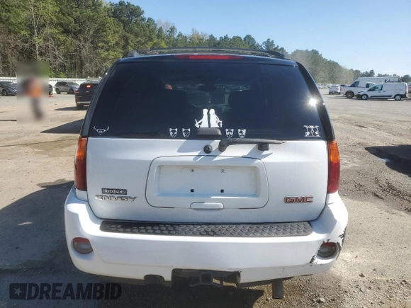 2007 GMC Envoy Denali with VIN 1GKES63M172227637, listed as a Copart auction lot 49858135 with 198,736 mi miles and Salvage Title. Bid and sale history available at carsss.com. Image 6.