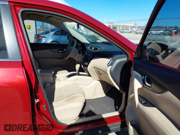 2015 Nissan Rogue SL with VIN 5N1AT2MTXFC927747, listed as a IAAI auction lot 41336830 with 82,098 mi miles. Bid and sale history available at carsss.com. Image 5.