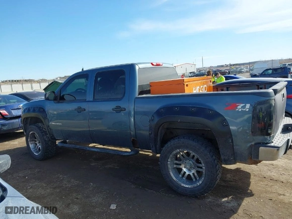 2008 GMC Sierra 1500 Work Truck with VIN 2GTEK13M281154777, listed as a IAAI auction lot 41672542 with 200,212 mi miles. Bid and sale history available at carsss.com. Image 14.