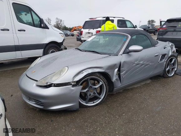 2004 Porsche Boxster S with VIN WP0CB29814U661210, listed as a IAAI auction lot 41712747 with 40,779 mi miles. Bid and sale history available at carsss.com. Image 2.