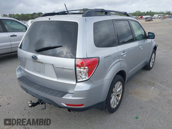 2013 Subaru Forester 2.5X Premium with VIN JF2SHADC4DH432255, listed as a IAAI auction lot 41959580 with 161,468 mi miles. Bid and sale history available at carsss.com. Image 4.