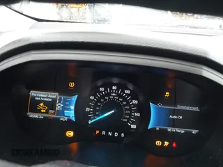 2022 Ford Edge SEL z VIN 2FMPK4J90NBA71360, wystawiony jako IAAI lot #41724316 z przebiegiem 35 309 mil mil oraz . Historia ofert i sprzedaży dostępna na DreamBid. Obrazek 7.
