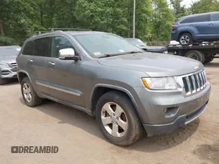 2011 Jeep Grand Cherokee Limited z VIN 1J4RR5GG8BC602735, wystawiony jako IAAI lot #42448053 z przebiegiem 106 127 mil mil oraz . Historia ofert i sprzedaży dostępna na DreamBid. Obrazek 1.
