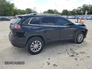 2019 Jeep Cherokee Latitude with VIN 1C4PJLCB6KD262837, listed as a Copart auction lot 51058705 with 66,368 mi miles and Non Repairable. Bid and sale history available at carsss.com. Image 3.